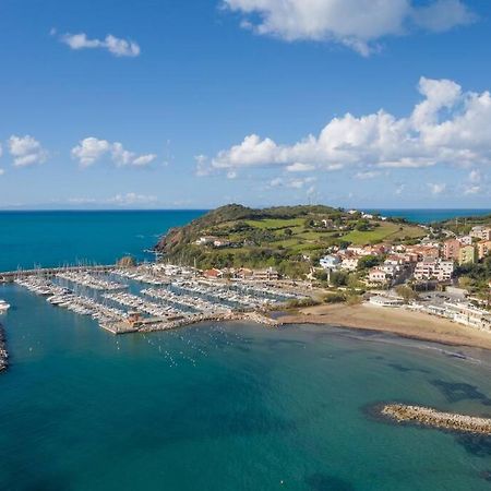 Appartamento Sirena A 2 Passi Dal Mare بيومبينوا المظهر الخارجي الصورة